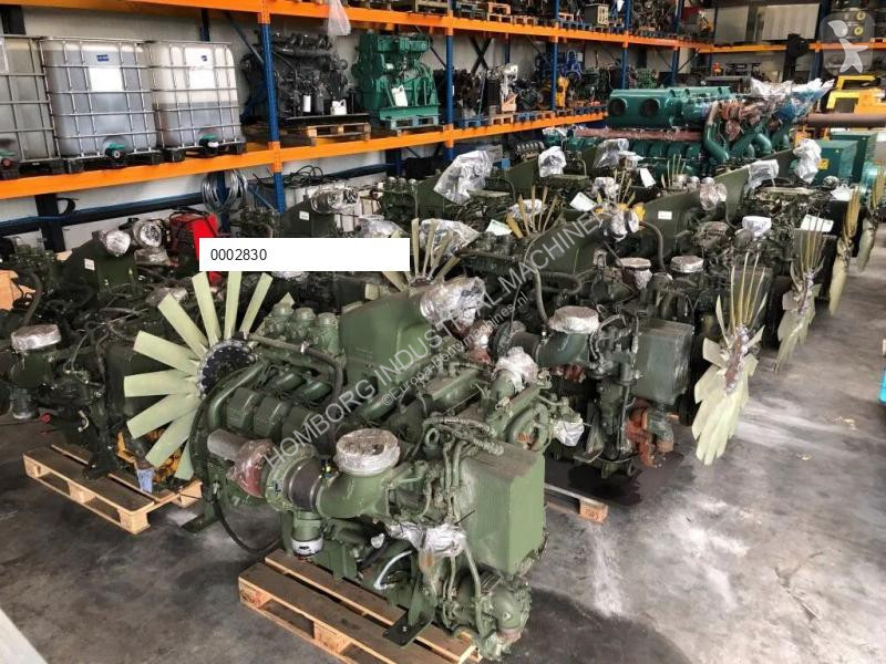 قطع غيار الأشغال العمومية MTU Moteur  12V 2000...