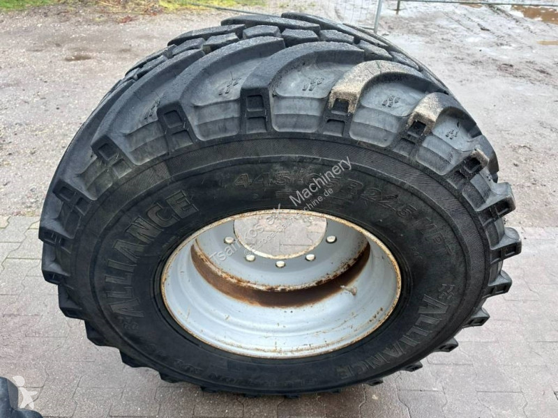 Náhradní díly stavba Mitas 445 / 65 R 22.5...