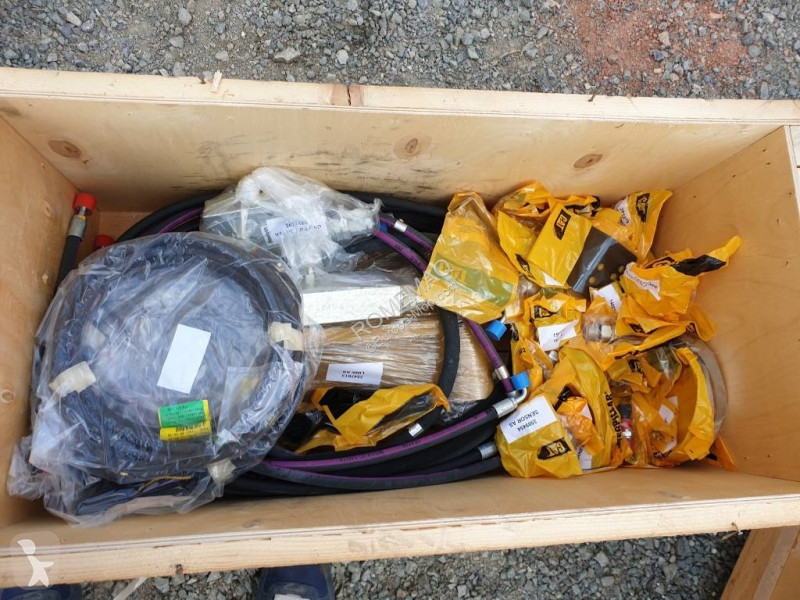 Material de obra Caterpillar IMPLEMENTOS Y...