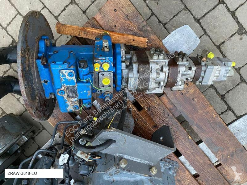 Losse onderdelen bouwmachines Hitachi Pompe...