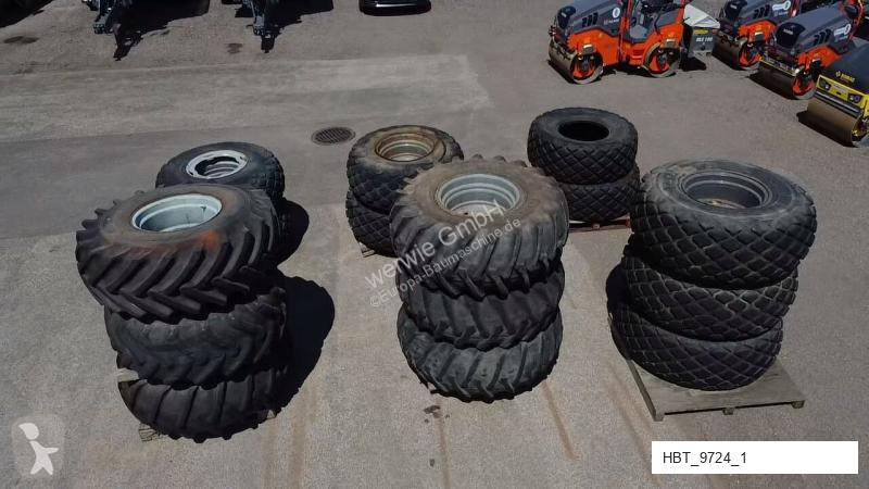 Losse onderdelen bouwmachines Hamm Reifen für...