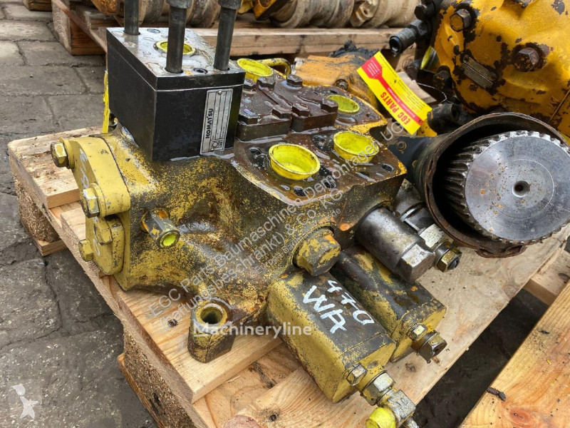 Recambios maquinaria OP Komatsu Distributeur...