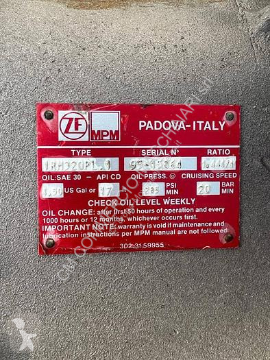 Pezzi di ricambio macchine movimento terra...