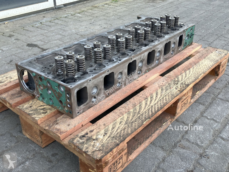 قطع غيار الأشغال العمومية Volvo Culasse...