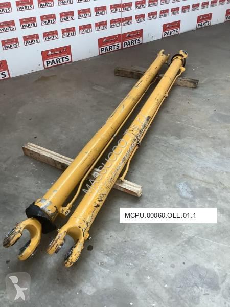 Pezzi di ricambio macchine movimento terra Bell...