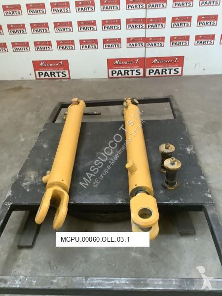 Losse onderdelen bouwmachines Bell Vérin...