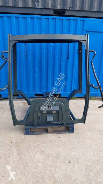 Structure cabine JCB