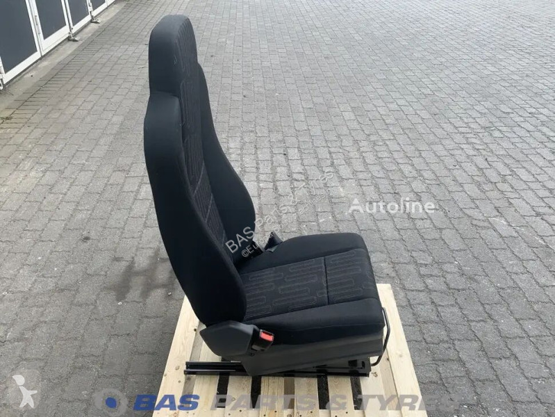 قطع غيار الأشغال العمومية Siège Mercedes Atego...