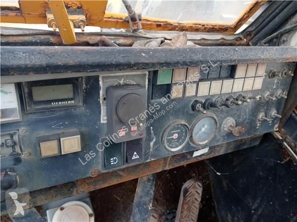 Запчасти для спецтехники Liebherr Tableau de...