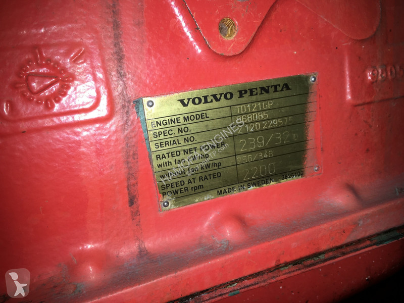 قطع غيار الأشغال العمومية Volvo TD121GPB POMP...