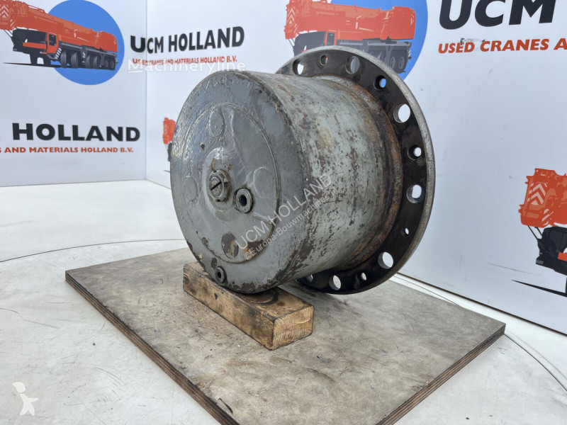 قطع غيار الأشغال العمومية Krupp