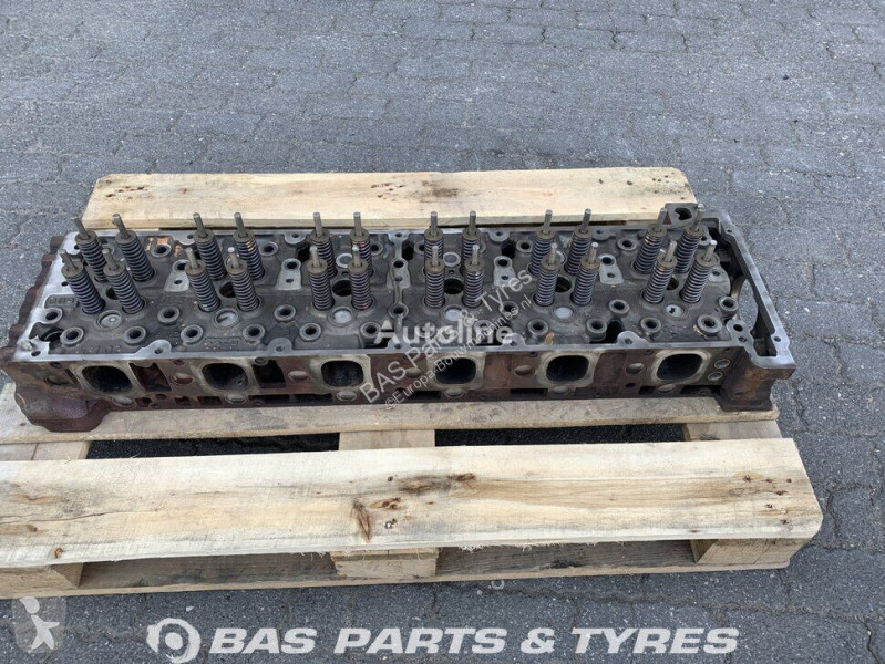 قطع غيار الآليات الثقيلة Mercedes Cylinderhead...