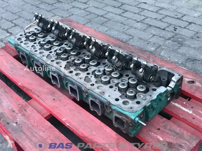 قطع غيار الآليات الثقيلة Volvo Cylinderhead D8K...