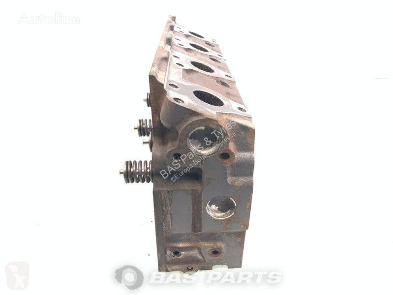 قطع غيار الآليات الثقيلة Mercedes Cylinderhead...