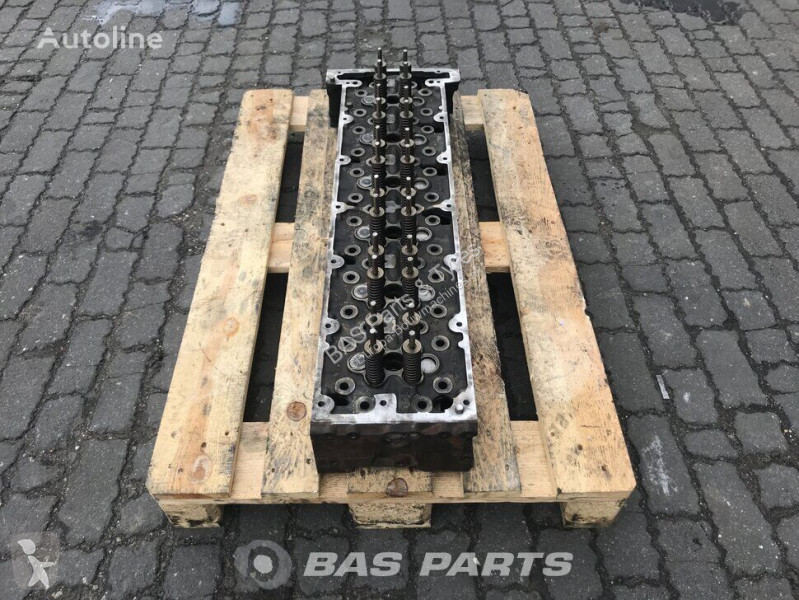 قطع غيار الآليات الثقيلة Mercedes Cylinderhead...