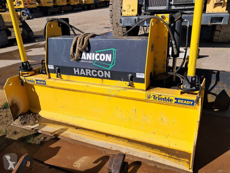 Grejder  LEVELLER LB2400/65