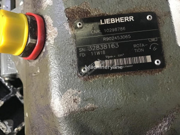 Hydraulický rozdělovač Liebherr