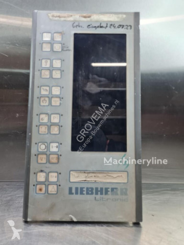 Palubní deska Liebherr