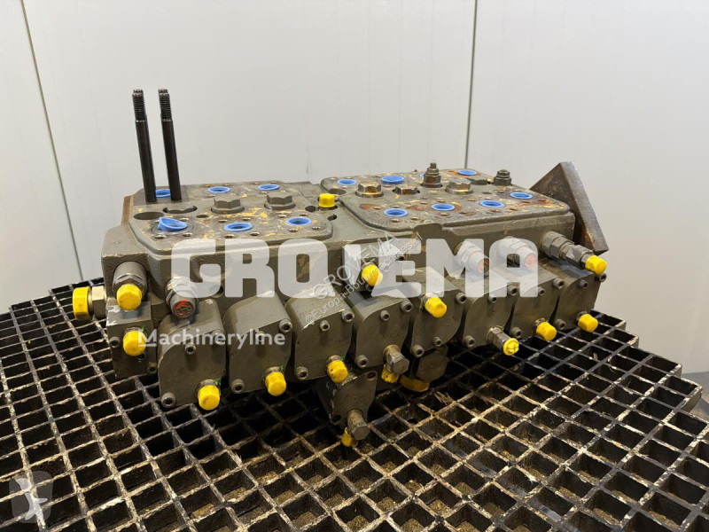 Pièces engins tp Liebherr Valveblock
