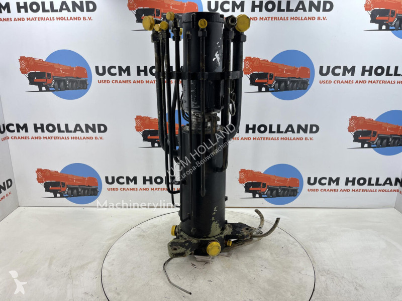 قطع غيار الأشغال العمومية Liebherr