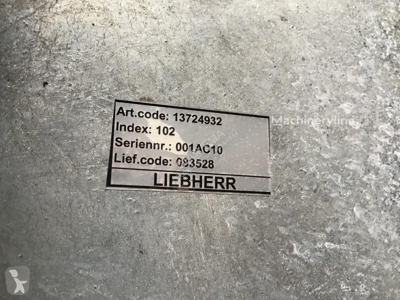 Резервни части за строителна техника Liebherr