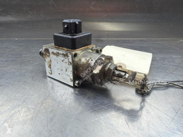 Liebherr Distributeur hydraulique vanne de réduction de pression 9006655 pour excavateur A934C Li EDC / A934C Li