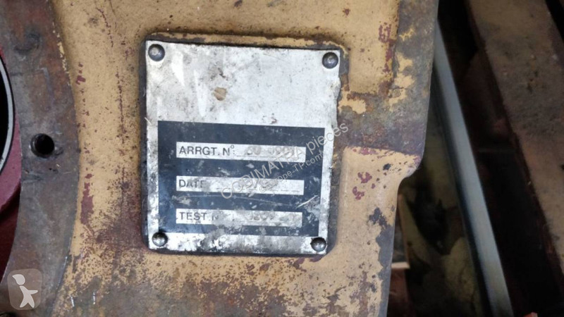 قطع غيار الأشغال العمومية Caterpillar D250B