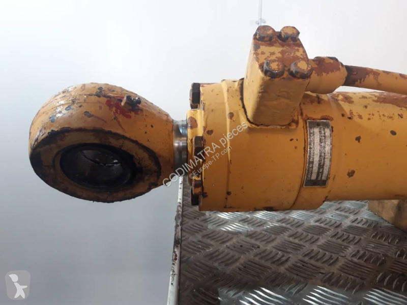 قطع غيار الأشغال العمومية Liebherr