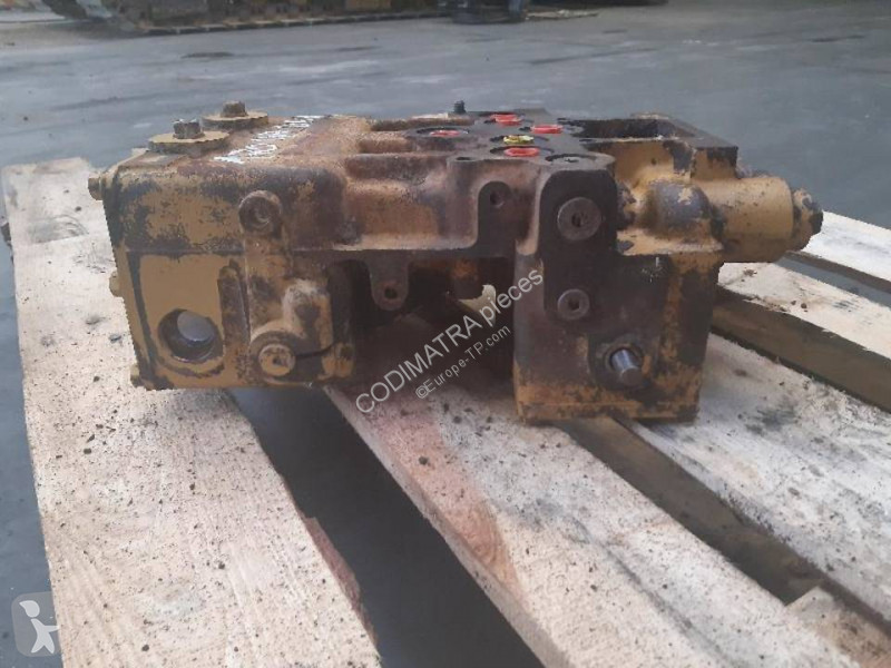 قطع غيار الأشغال العمومية Caterpillar D5H