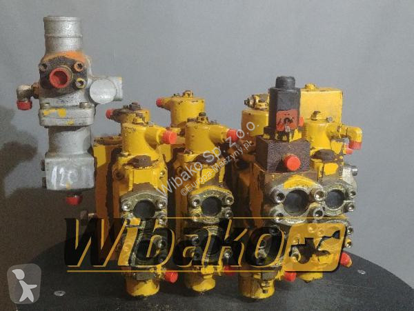 Pièces engins tp Eder  Distributor Eder 825 M/7...