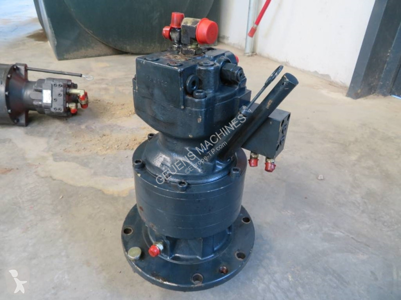 Losse onderdelen bouwmachines Hyundai 31M9-1013...