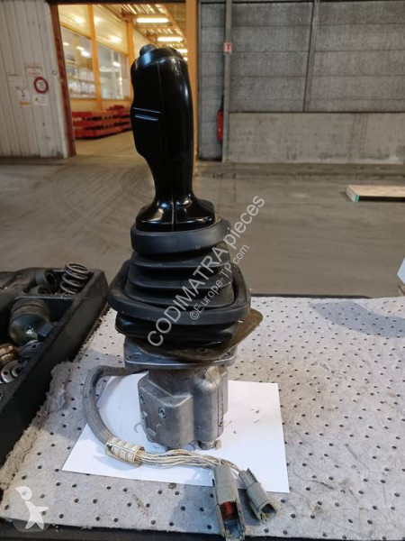 قطع غيار الأشغال العمومية Liebherr R944C