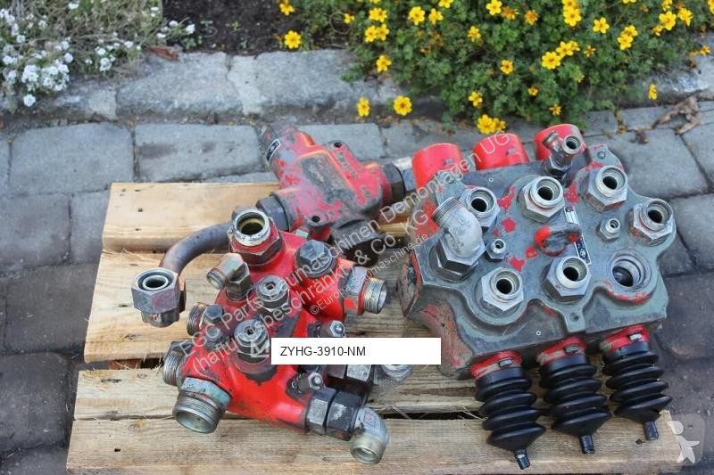 قطع غيار الأشغال العمومية O&K