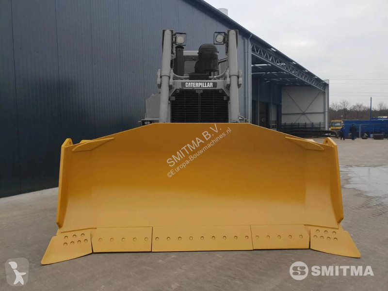 Buldozer  D8T