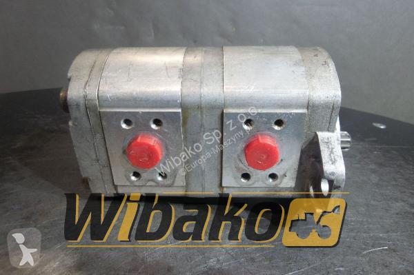 Recambios maquinaria OP Poclain  Gear pump...