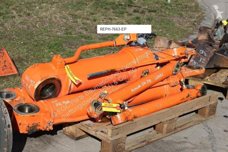 Pezzi di ricambio macchine movimento terra Hitachi