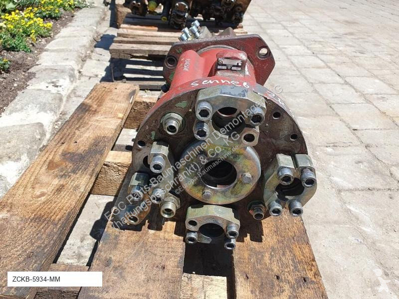 Losse onderdelen bouwmachines Sennebogen...