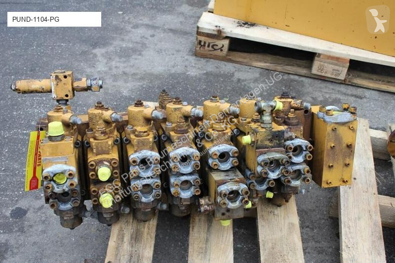 قطع غيار الأشغال العمومية Furukawa Distributeur...