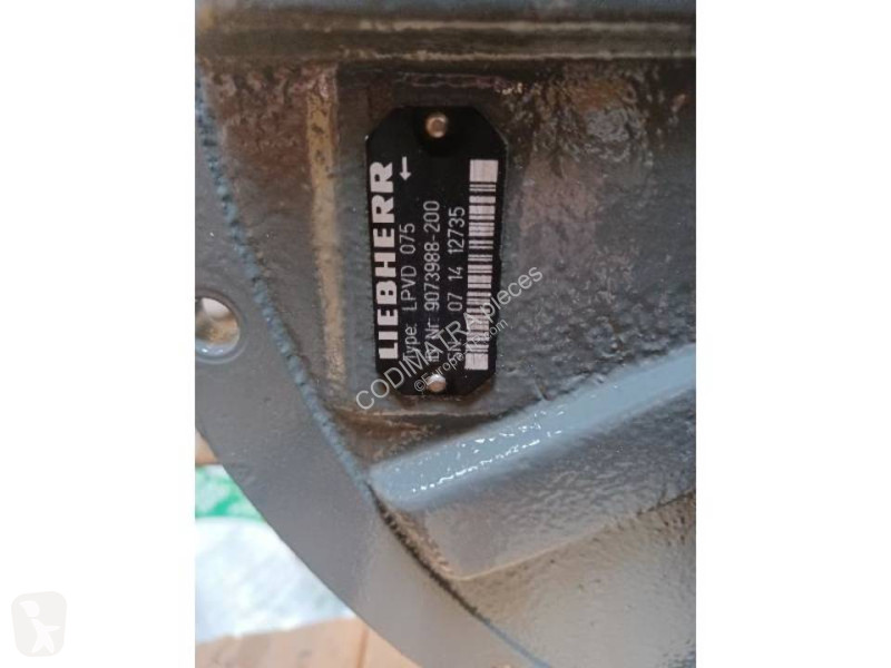Pièces engins tp Liebherr A904