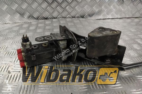 قطع غيار الأشغال العمومية VOAC  Pedal Voac...