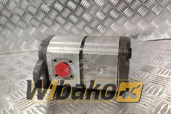 قطع غيار الأشغال العمومية Parker  Gear pump...