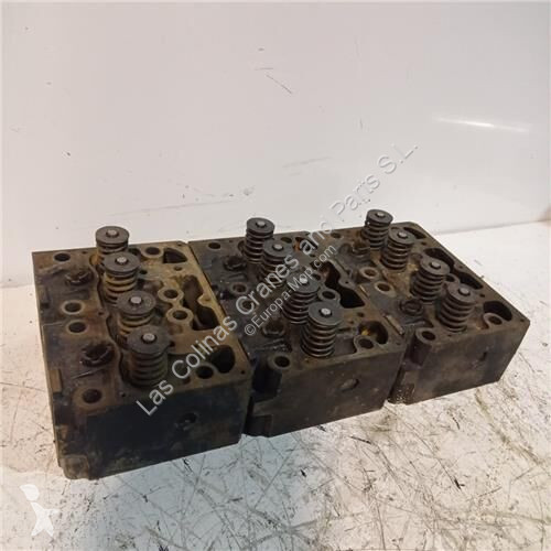 قطع غيار الآليات الثقيلة Renault Culasse pour...