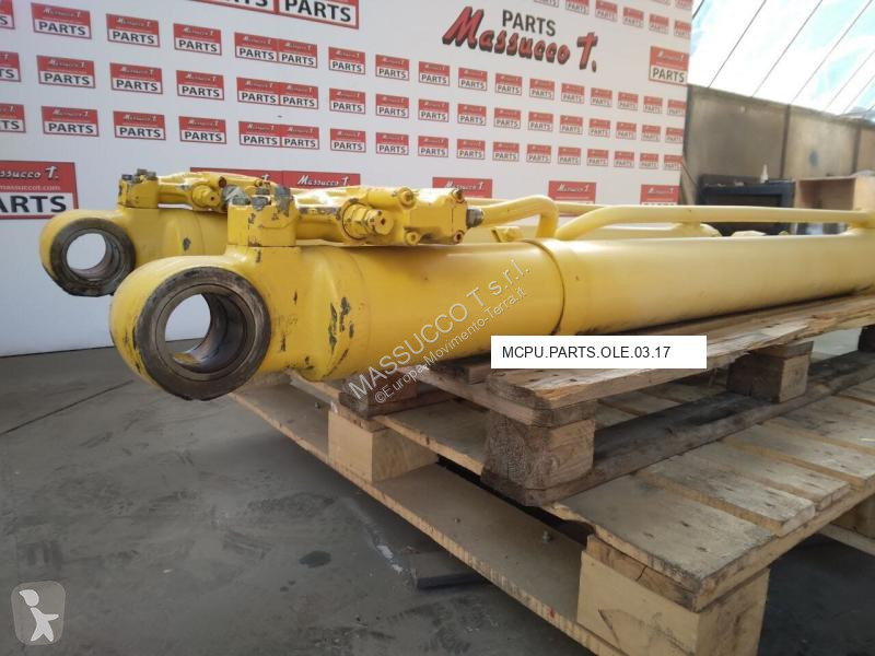 Recambios maquinaria OP Komatsu Vérin...