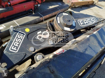 Gru su camion Fassi