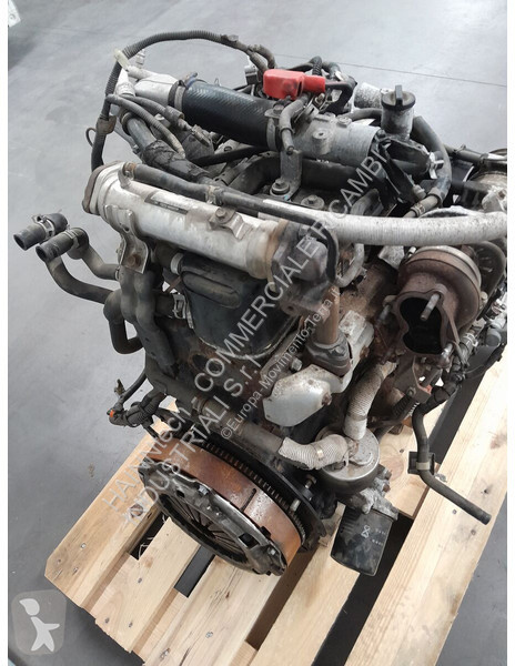 قطع غيار الأشغال العمومية Isuzu 2615 Complete