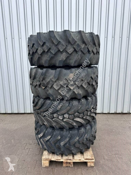 Náhradní díly stavba Mitas 445 / 65 R 22.5...