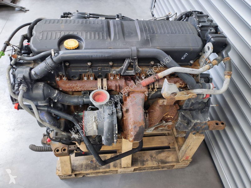 قطع غيار الأشغال العمومية Iveco 2616 STRALIS...