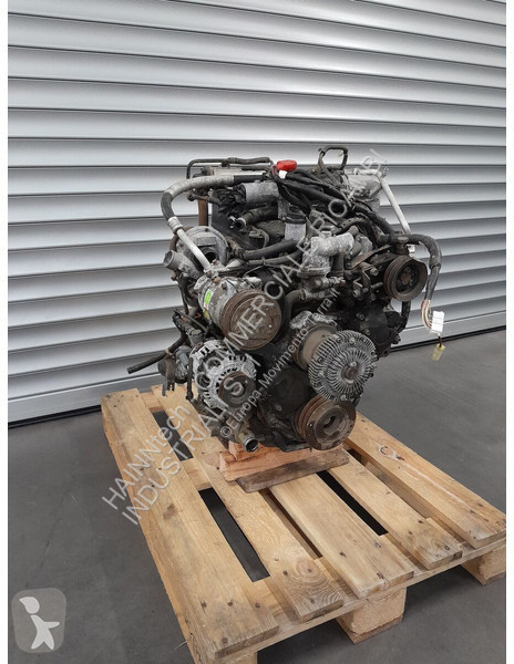 قطع غيار الأشغال العمومية Isuzu 2615 Complete