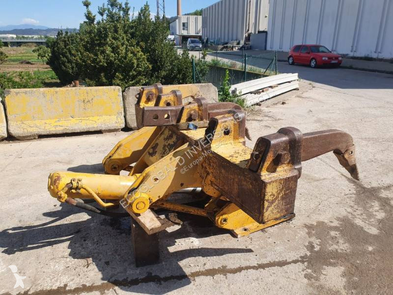 قطع غيار الأشغال العمومية Caterpillar