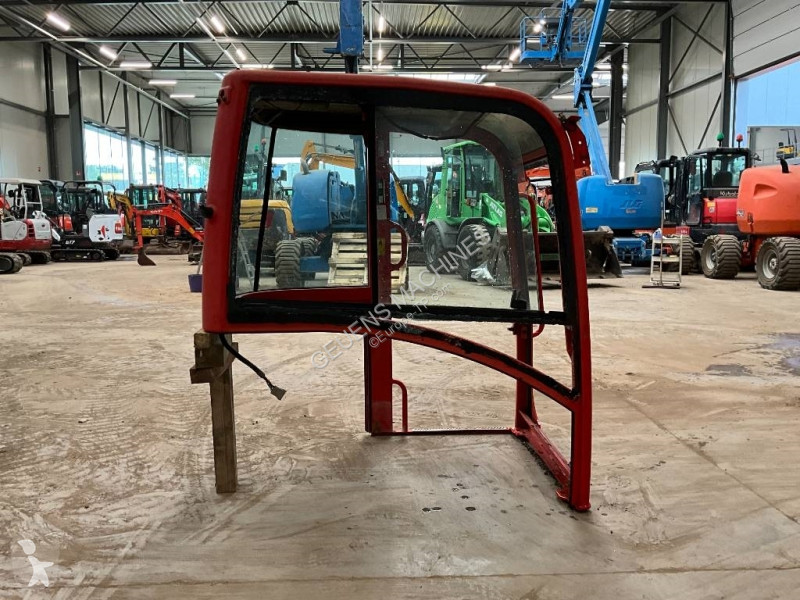 قطع غيار الأشغال العمومية Volvo EC 27 C / EC 35...